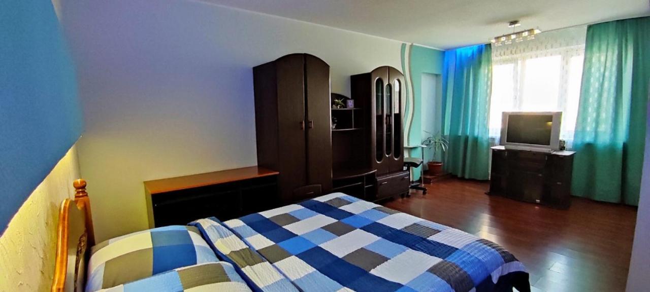 Two-Room Apartment Metro Levada Carcóvia Exterior foto